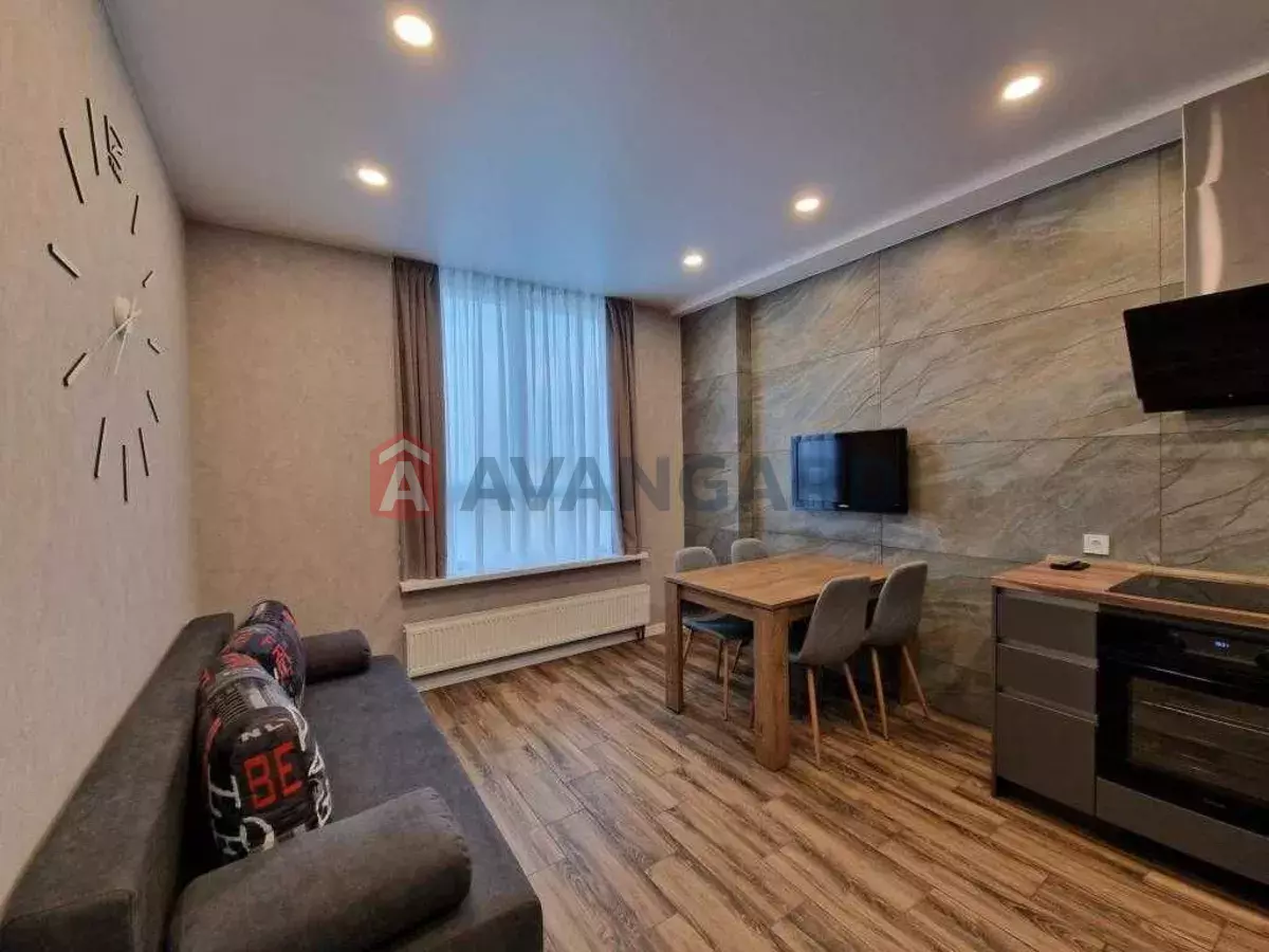 1 ����. ��������, 40/-/20 ��. �., 18/23 ���� ���� 1