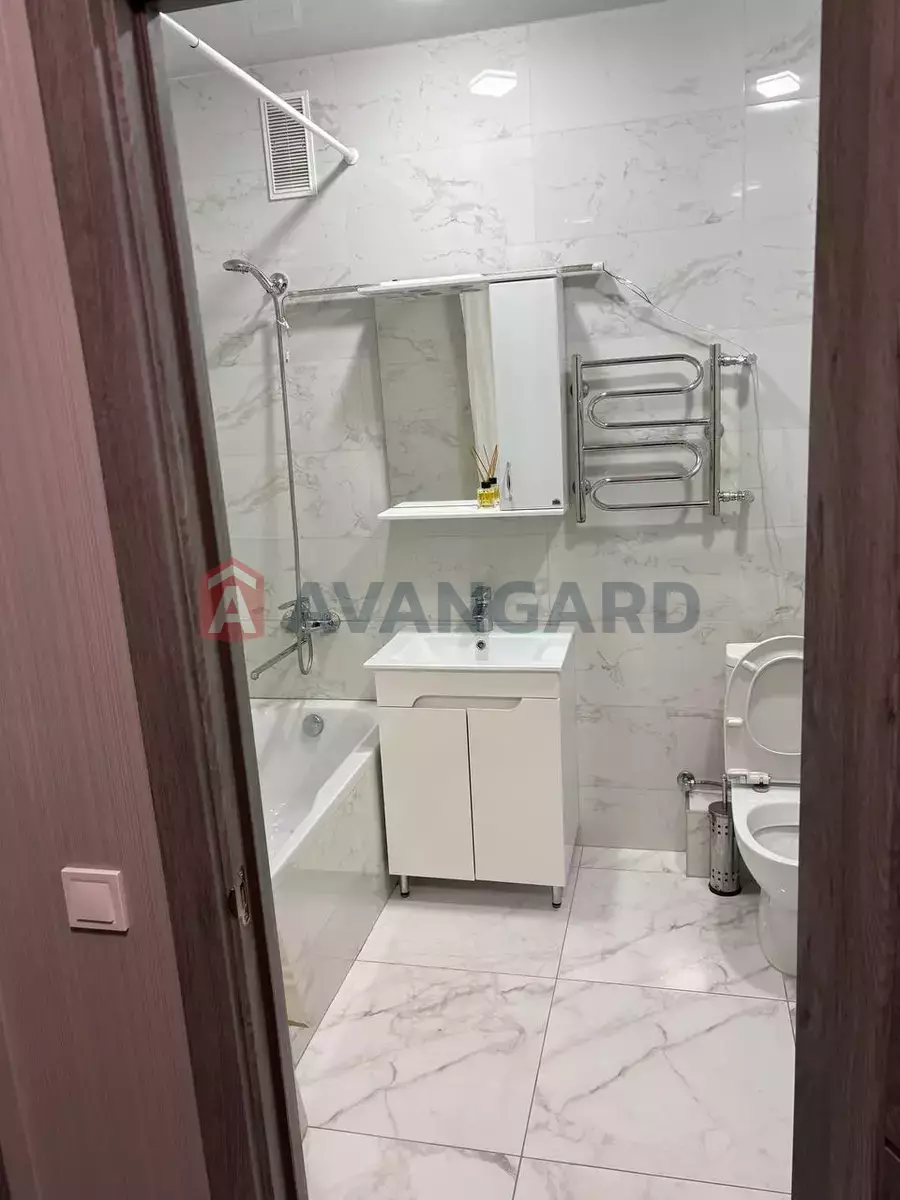 2 ��. ��������, 45/-/- ��. �., 8/10 ������ ���� 22