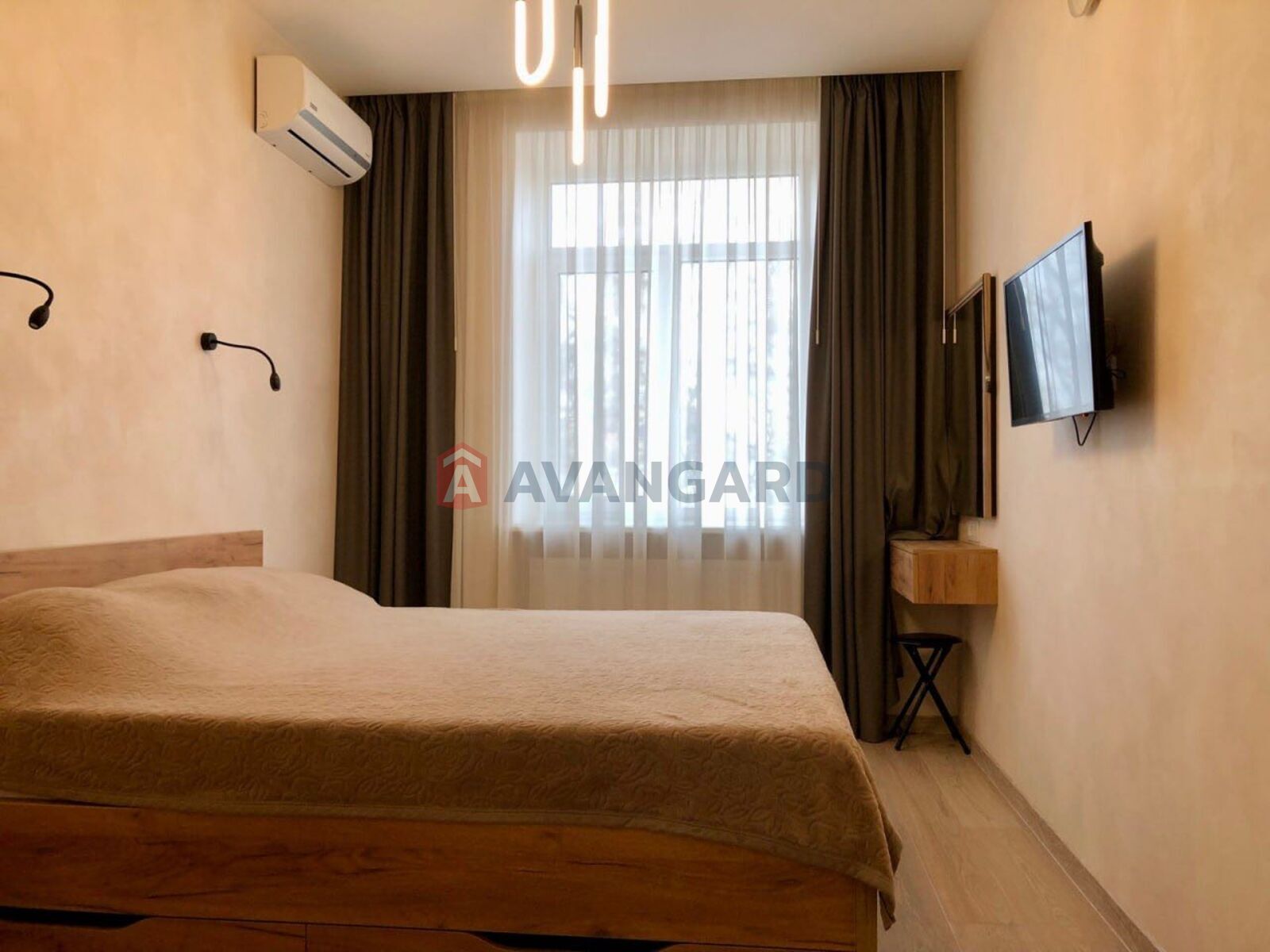 3 ��. ��������, 64/-/13 ��. �., 4/7 ������ ���� 7