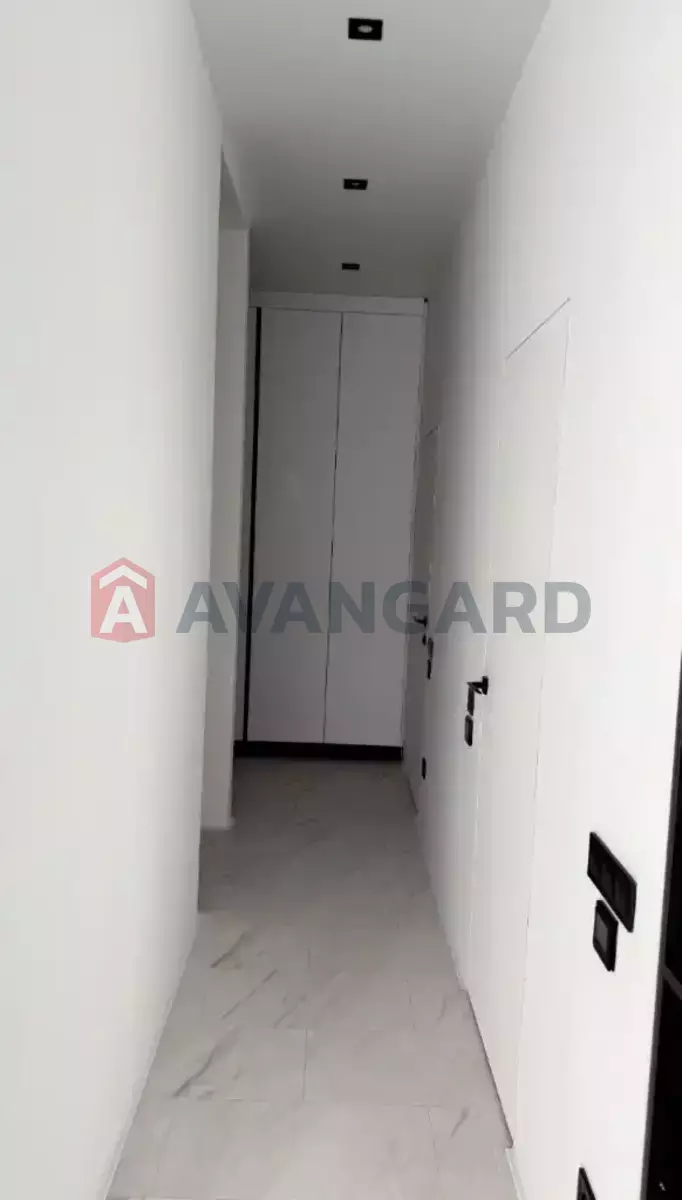 2 ����. ��������, 50/-/10 ��. �., 19/24 ���� ���� 18