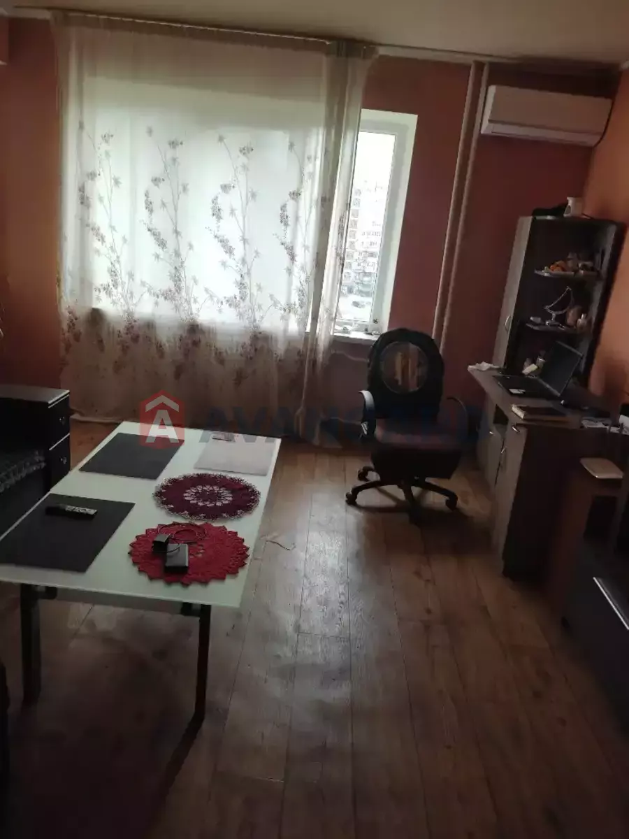 2 ��. ��������, 45/30/8 ��. �., 7/10 ������ ���� 5