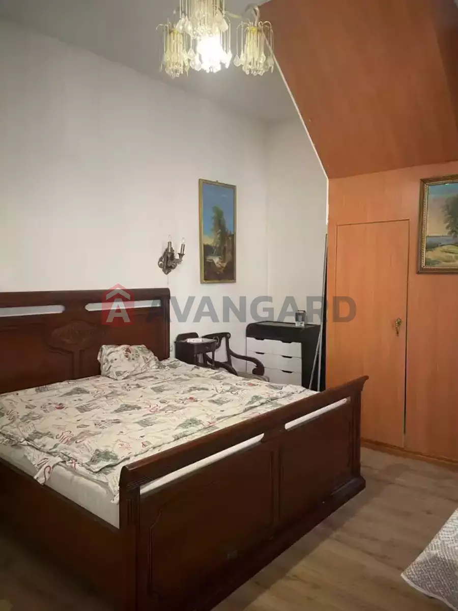 5 ��. ��������, 187/124/10 ��. �., 3/3 ������ ���� 3