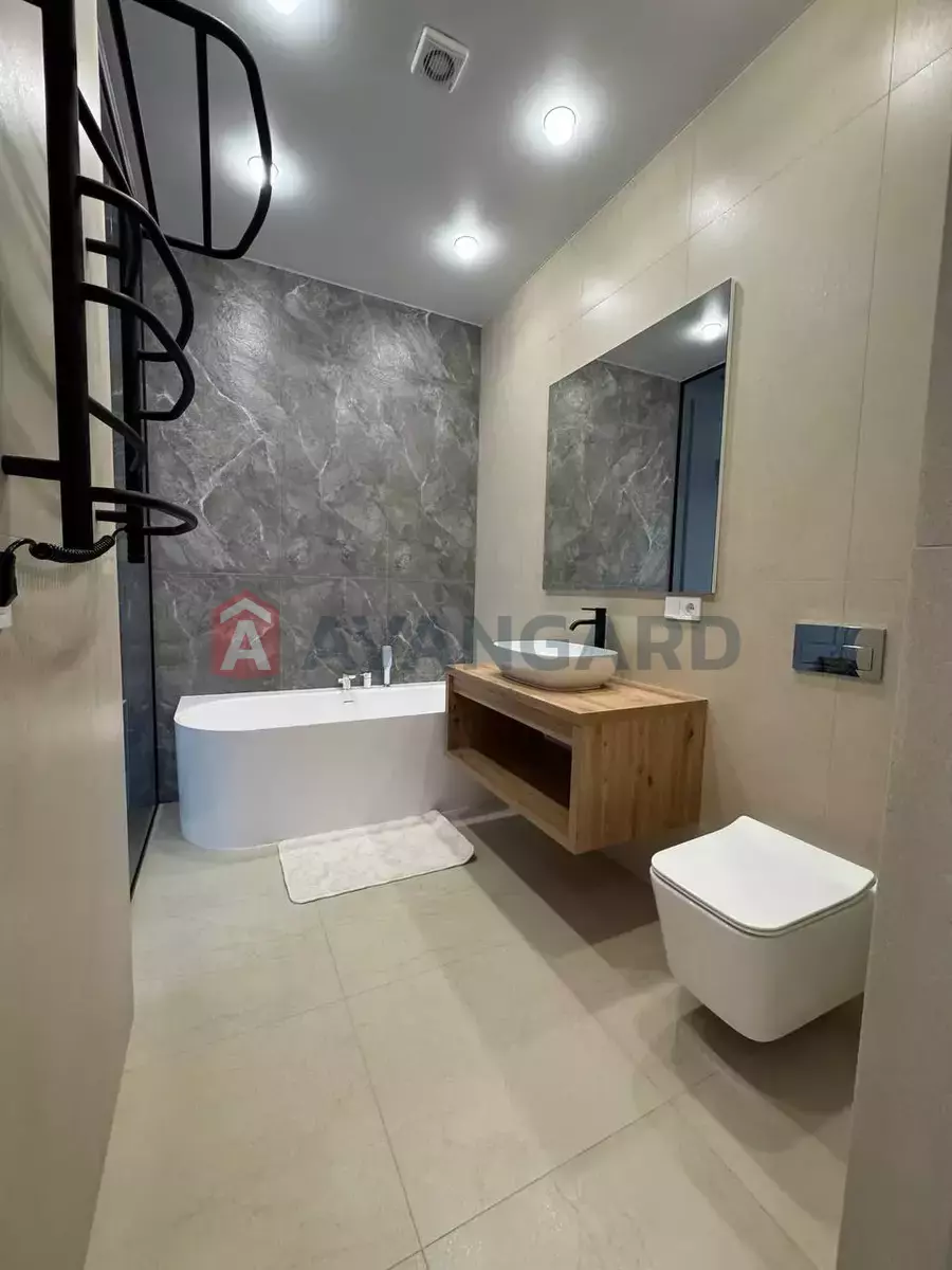 3 . , 100/-/- . ., 14/14   15