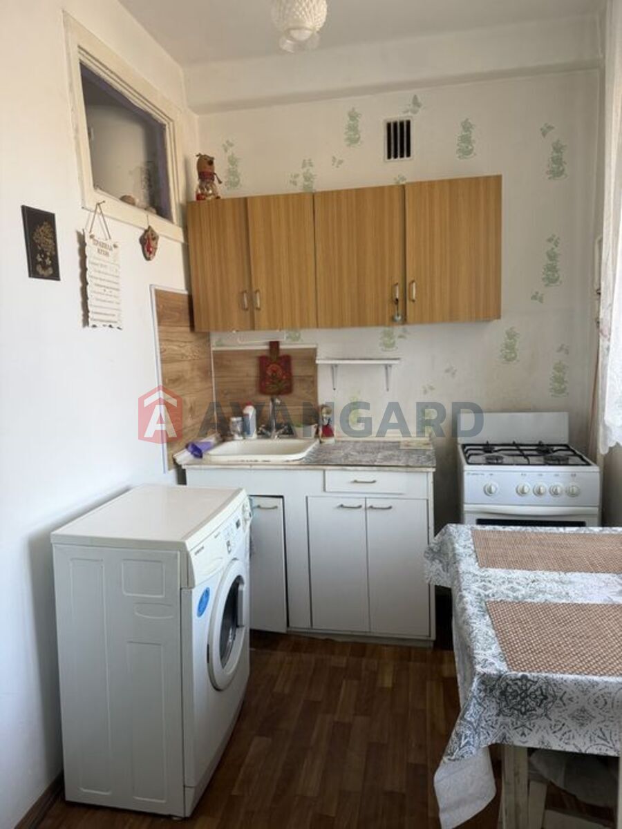 2 ��. ��������, 50/-/7 ��. �., 6/9 ������ ���� 7