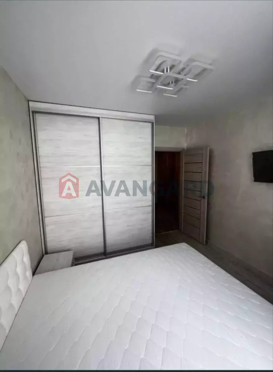 2 ��. ��������, 45/-/16 ��. �., 4/10 ������ ���� 5