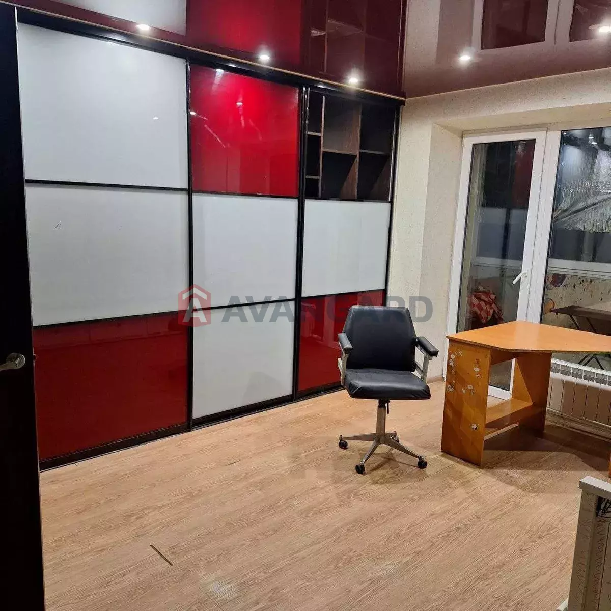 3 ��. ��������, 69/-/8 ��. �., 5/9 ������ ���� 2