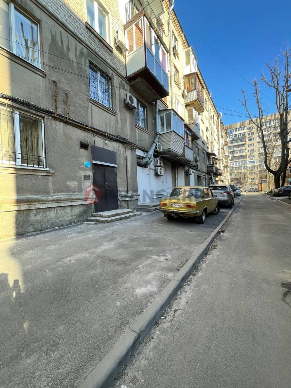 3 ����. ��������, 70/42/7 ��. �., 1/5 ���� ���� 7