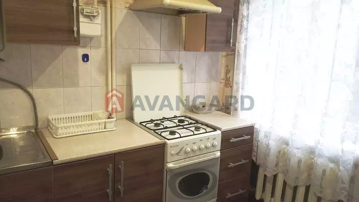 1 ��. ��������, 32/-/6 ��. �., 3/5 ������ ���� 1