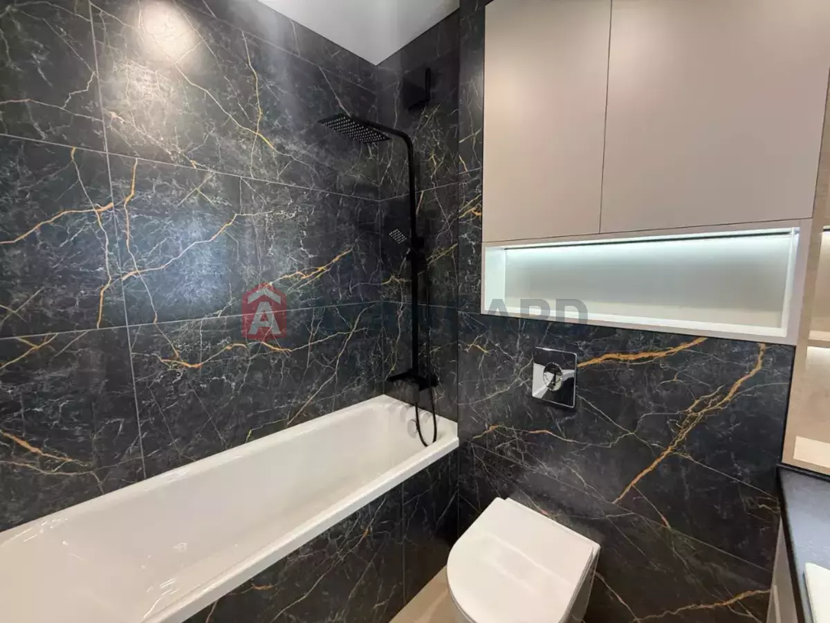 2 ��. ��������, 49/24/12 ��. �., 3/10 ������ ���� 8