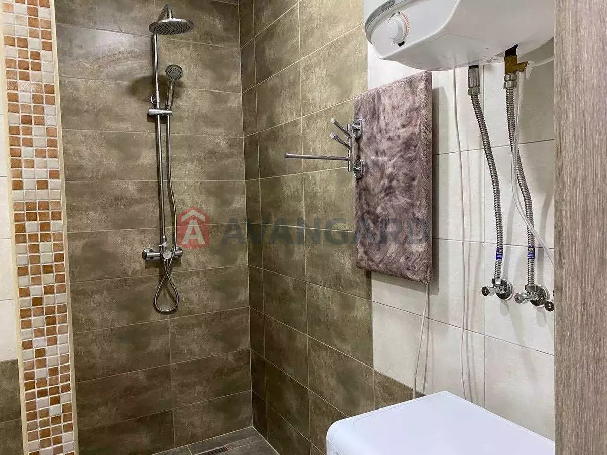 1 ��. ��������, 40/-/10 ��. �., 3/4 ������ ���� 11