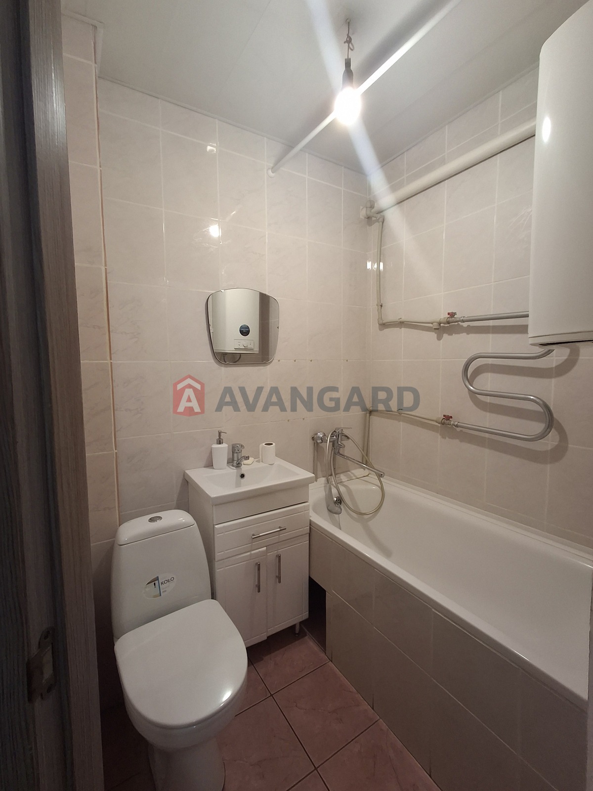 1 ��. ��������, 32/-/6 ��. �., 5/5 ������ ���� 9