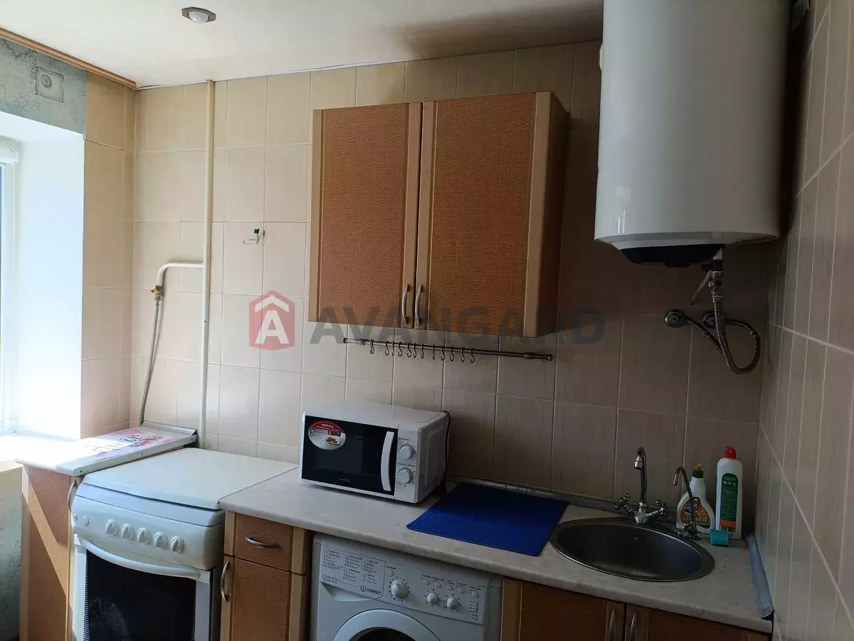 1 ��. ��������, 31/-/12 ��. �., 4/5 ������ ���� 11