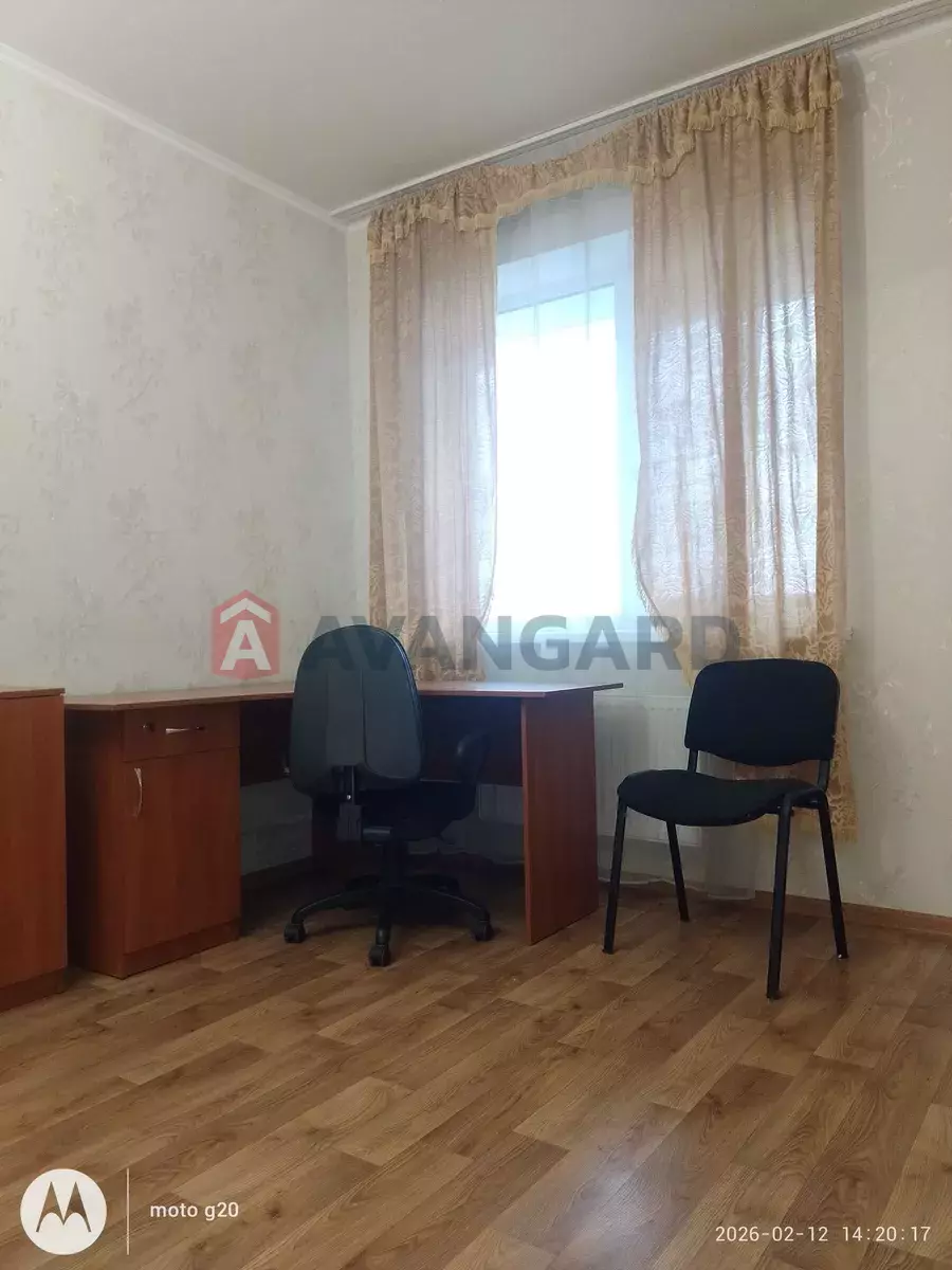 1 ����. ��������, 43/-/16 ��. �., 17/17 ���� ���� 4