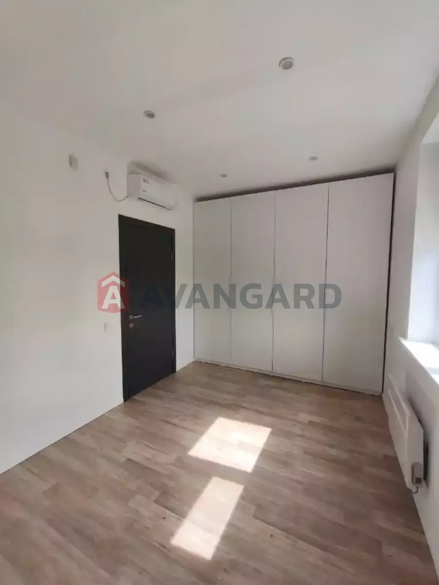 3 ��. ��������, 78/55/15 ��. �., 1/2 ������ ���� 5