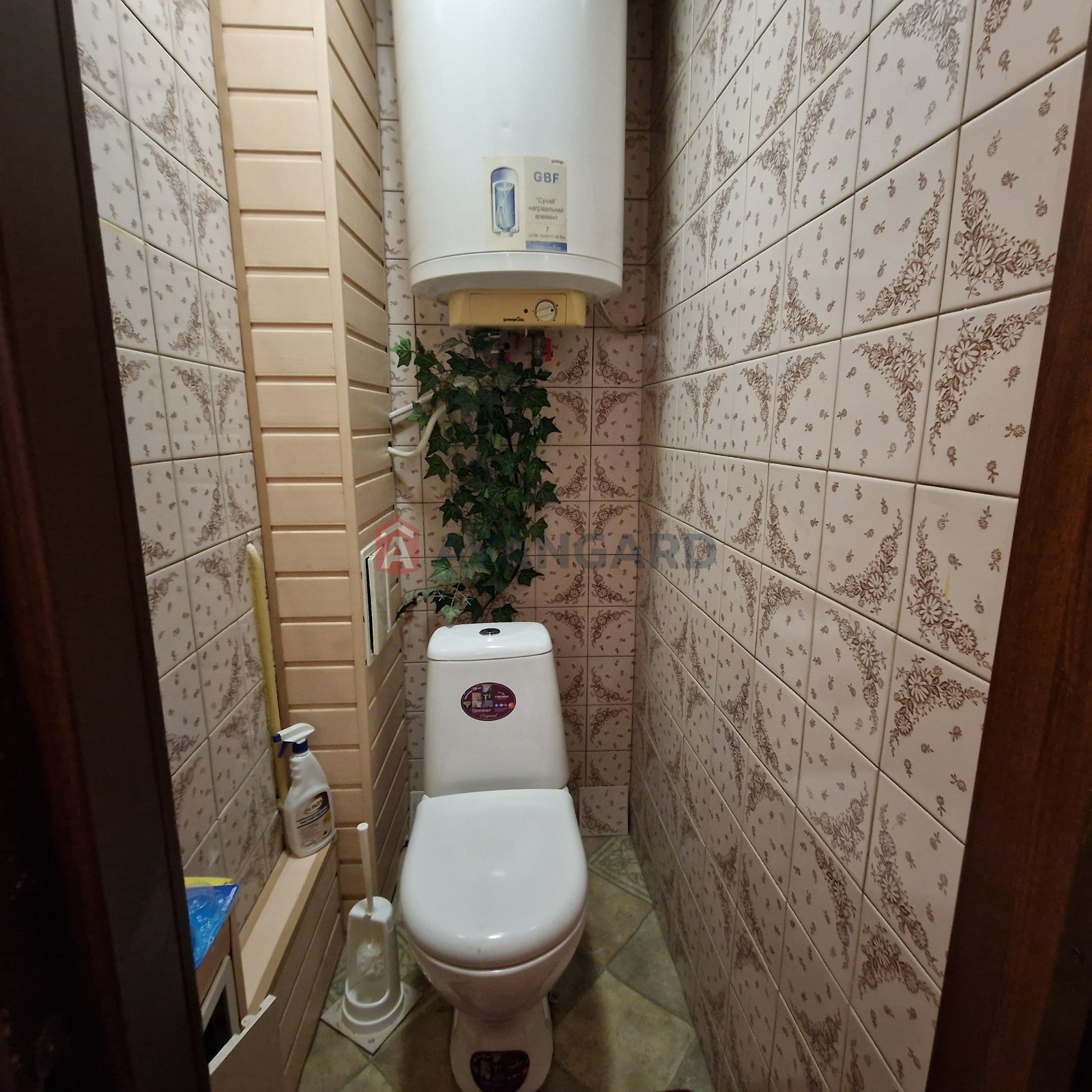 2 ����. ��������, 63/-/10 ��. �., 9/9 ���� ���� 18