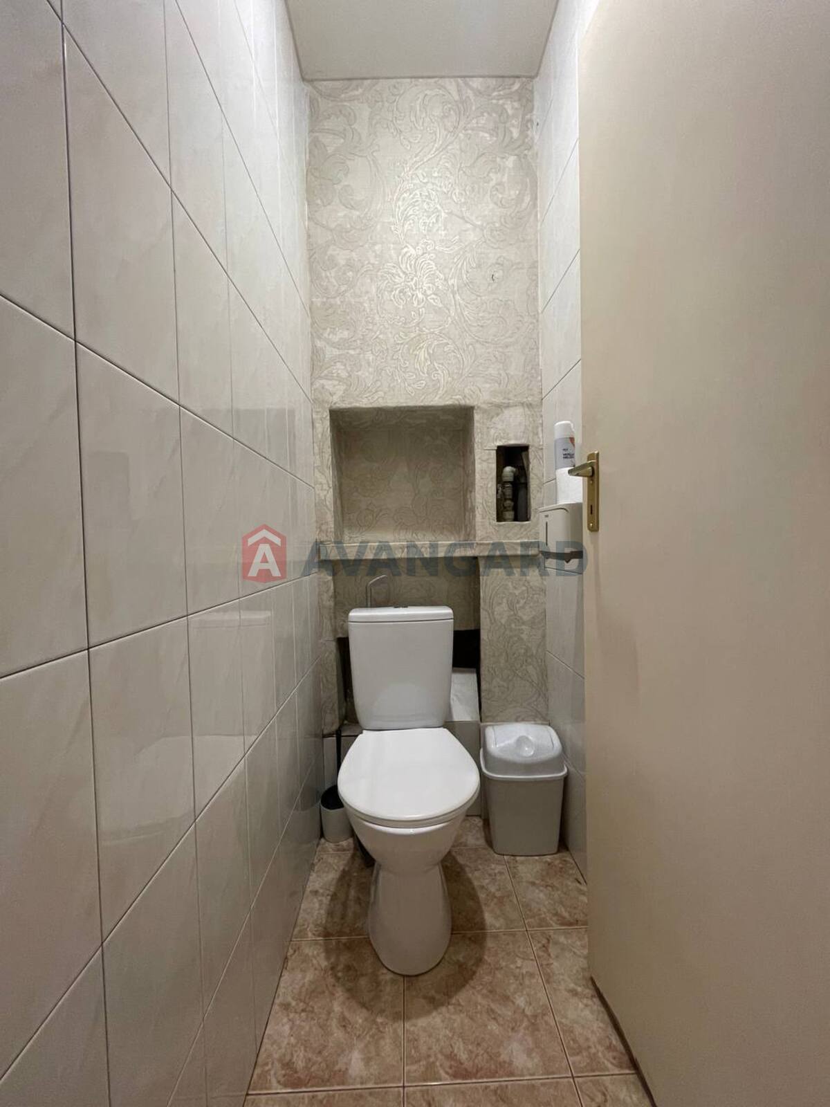 3 ����. ��������, 70/42/7 ��. �., 1/5 ���� ���� 4