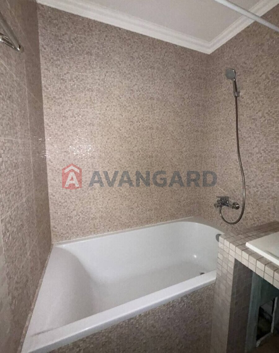 2 ��. ��������, 62/34/14 ��. �., 8/11 ������ ���� 11