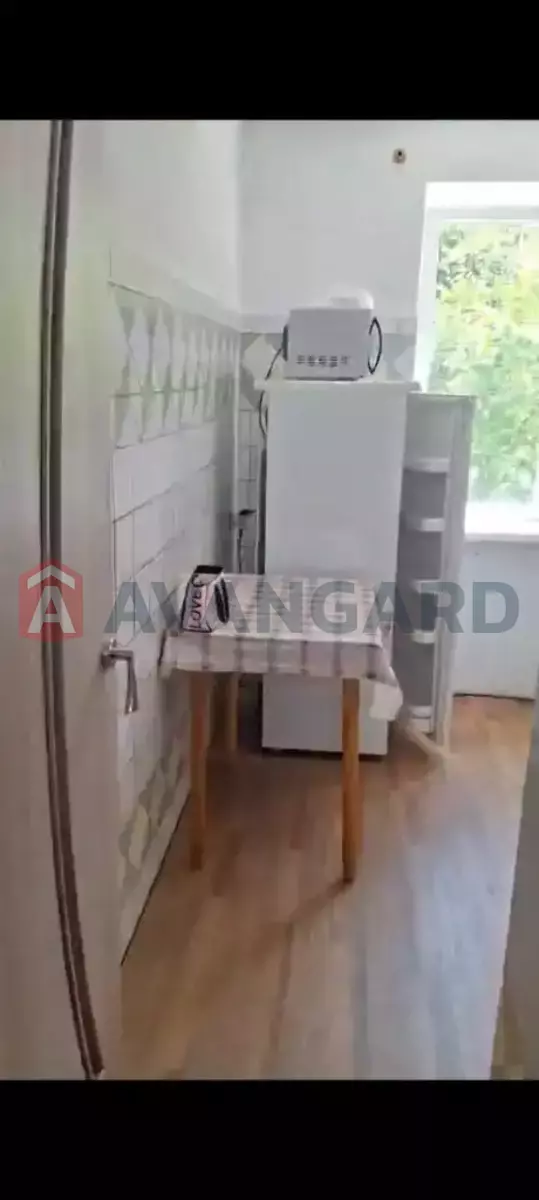 1 ��. ��������, 30/-/- ��. �., 4/5 ������ ���� 5