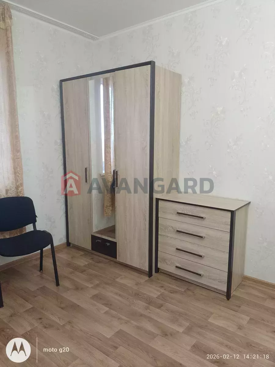 1 ����. ��������, 43/-/16 ��. �., 17/17 ���� ���� 6