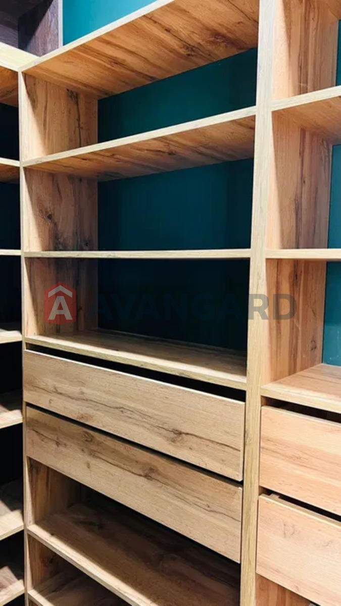 1 ��. ��������, 54/-/15 ��. �., 7/10 ������ ���� 12