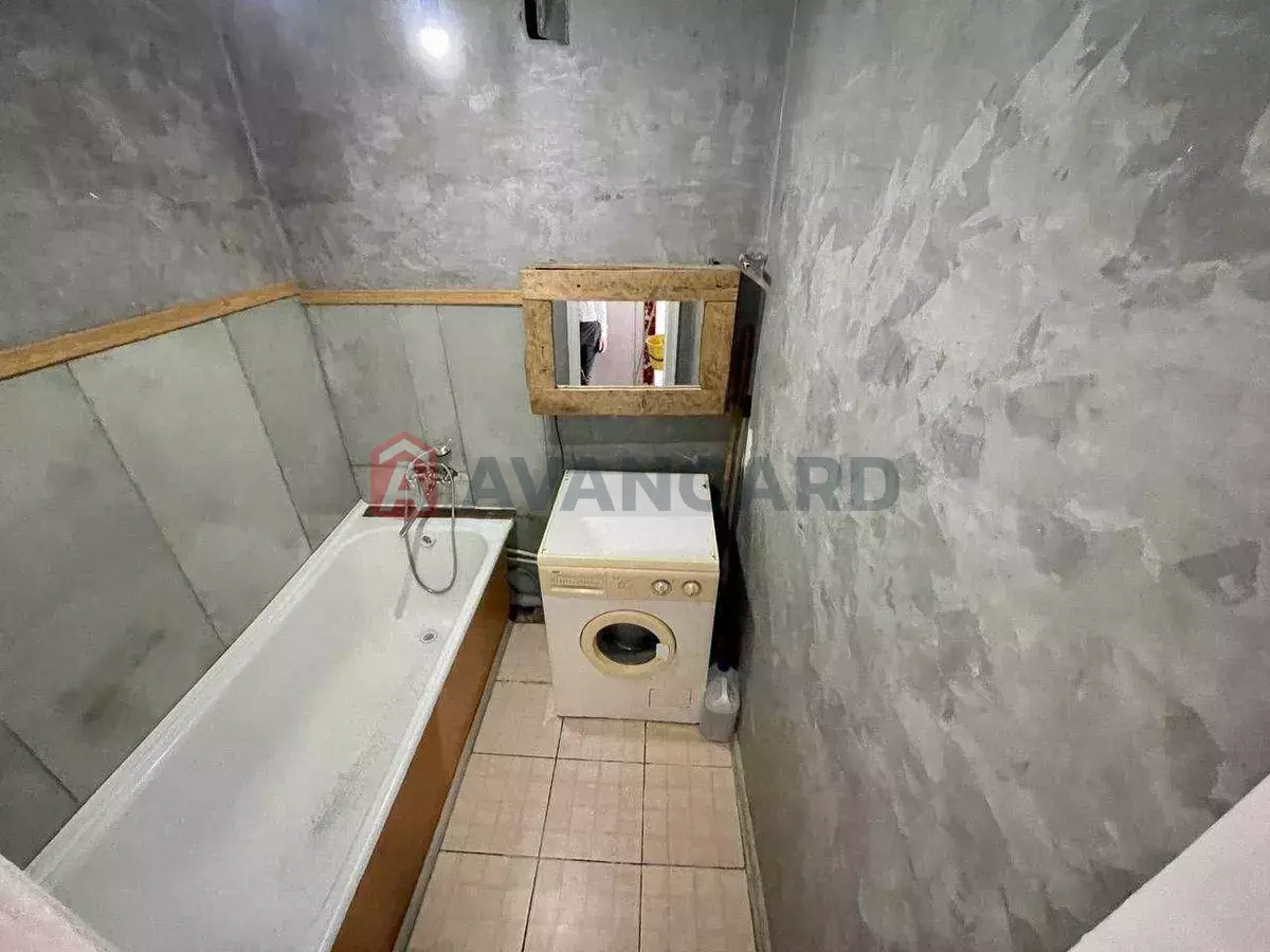 3 . , 79/-/8 . ., 5/5   1