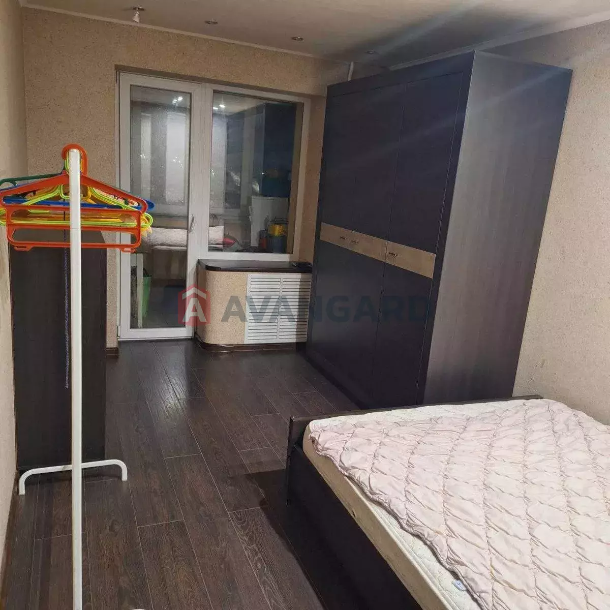 3 ��. ��������, 69/-/8 ��. �., 5/9 ������ ���� 7