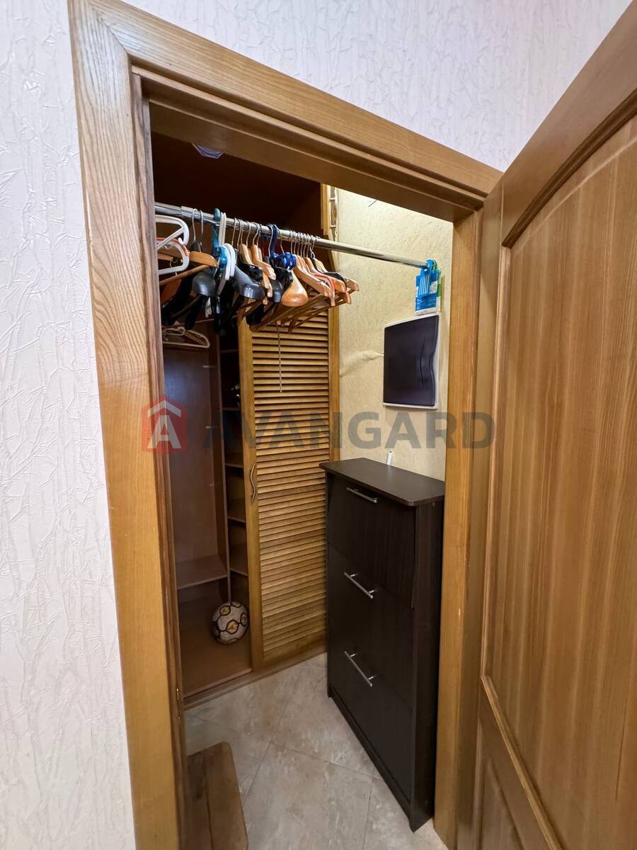 3 ��. ��������, 125/-/12 ��. �., 9/14 ������ ���� 22