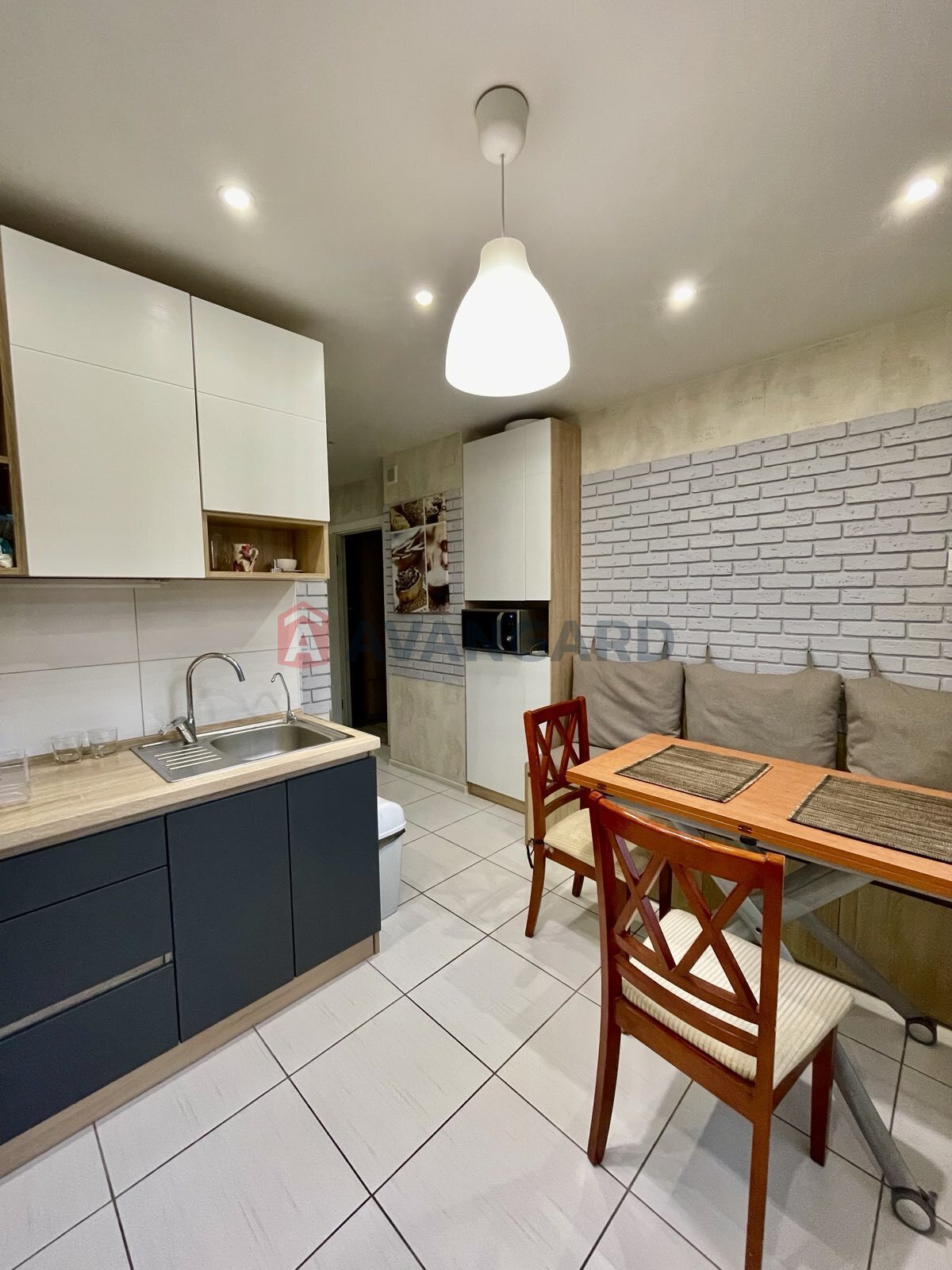 1 ��. ��������, 40/18/9 ��. �., 5/9 ������ ���� 5