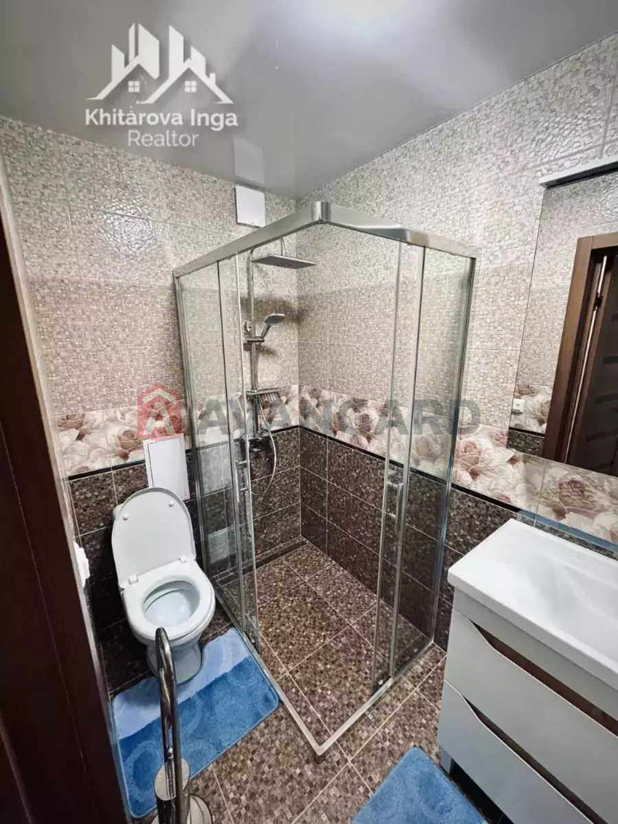 3 ����. ��������, 58/42/- ��. �., 1/5 ���� ���� 8