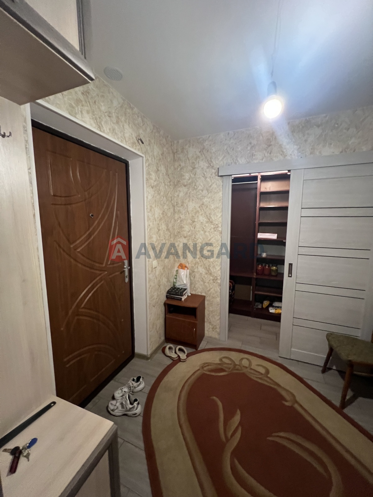 1 ��. ��������, 43/-/12 ��. �., 18/25 ������ ���� 11