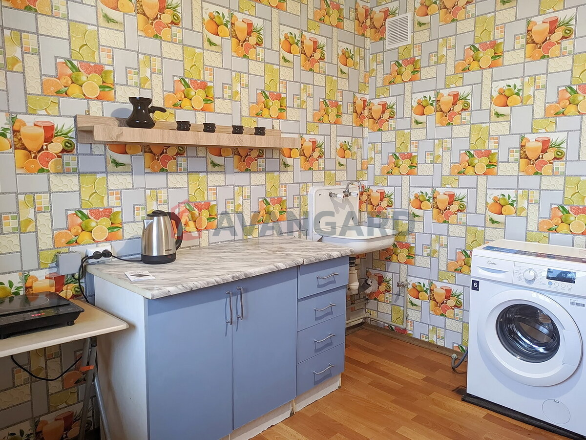 1 ��. ��������, 36/18/7 ��. �., 12/16 ������ ���� 7