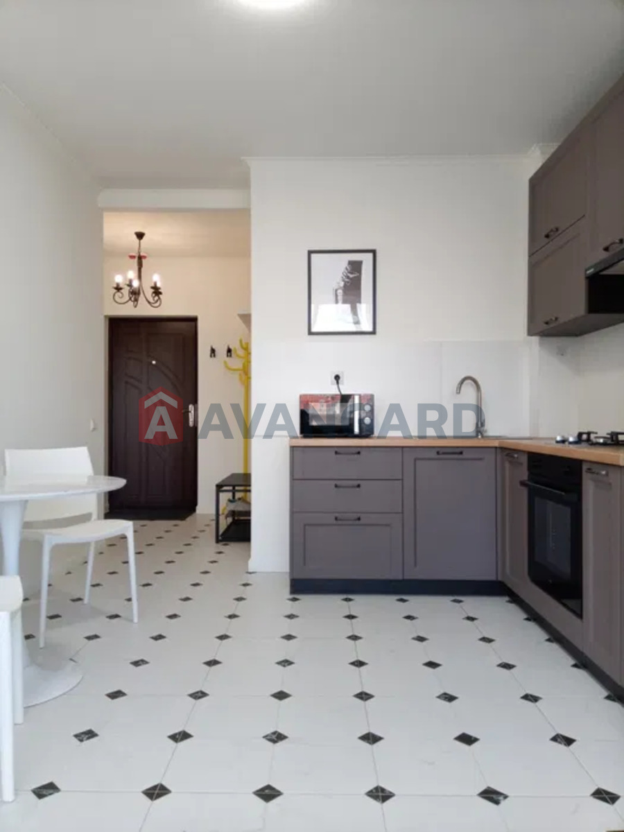 1 ��. ��������, 40/-/15 ��. �., 6/11 ������ ���� 11