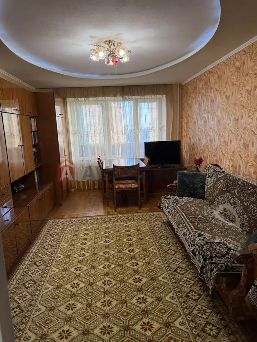 3 ����. ��������, 69/-/8 ��. �., 11/16 ���� ���� 7