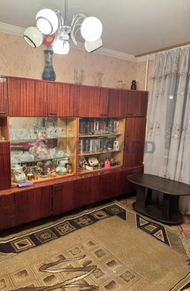 2 ��. ��������, 45/-/8 ��. �., 8/9 ������ ���� 9