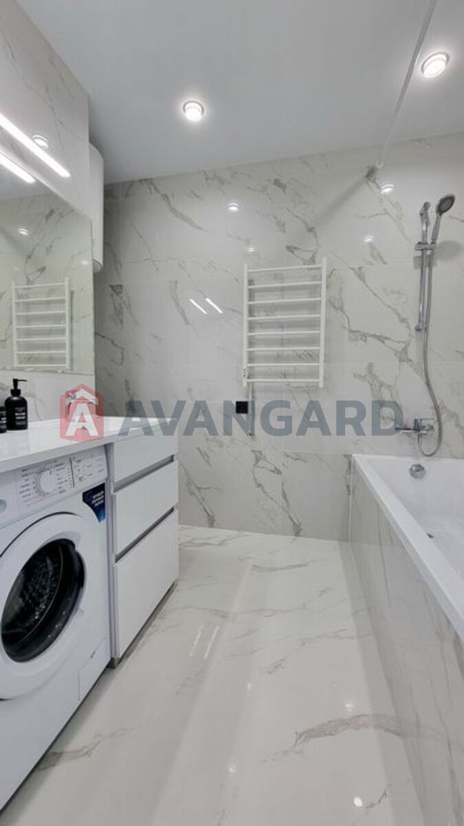 2 ��. ��������, 51/-/10 ��. �., 11/18 ������ ���� 21