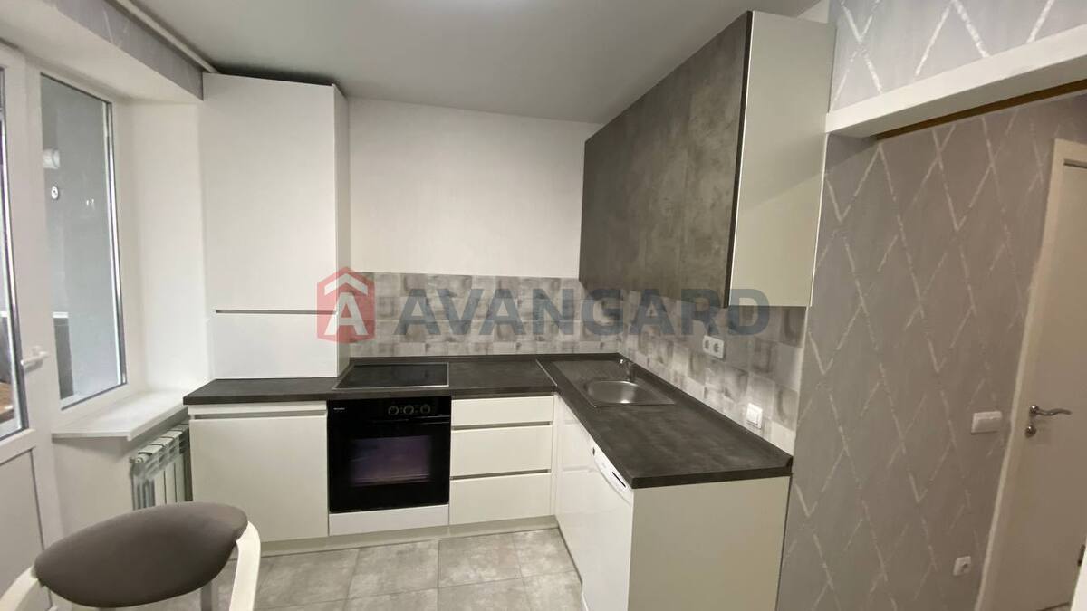 1 ��. ��������, 32/-/- ��. �., 6/9 ������ ���� 5