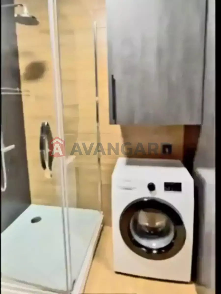 1 ����. ��������, 46/-/15 ��. �., 8/10 ���� ���� 15