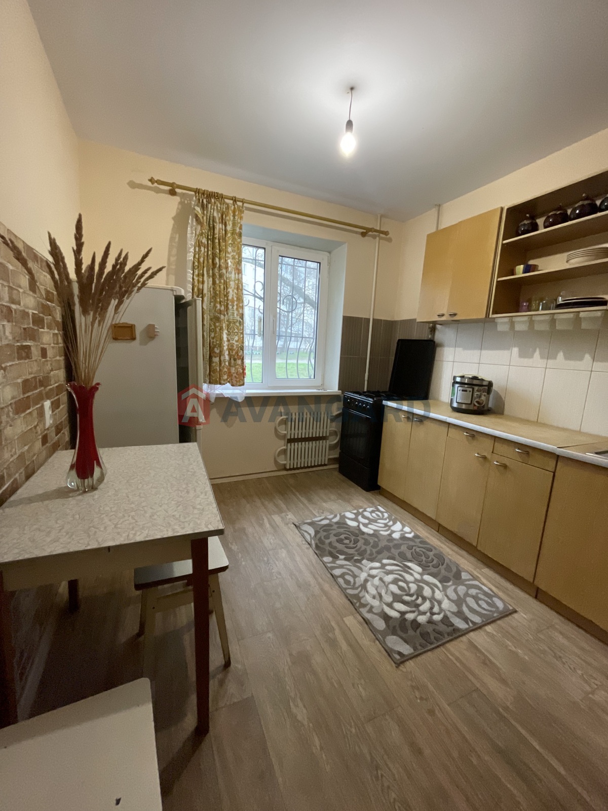 1 ��. ��������, 37/-/7 ��. �., 1/9 ������ ���� 1