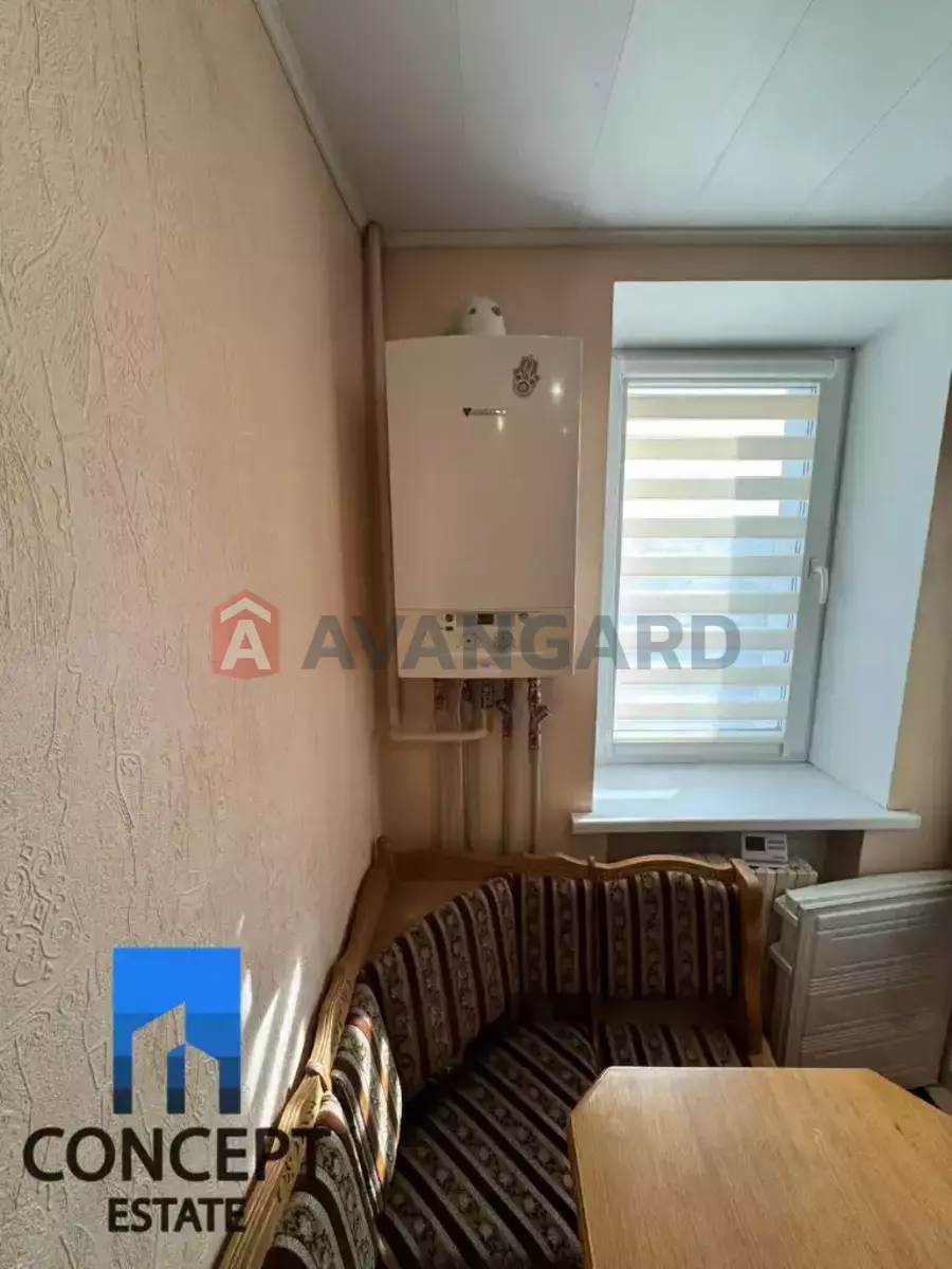 3 . , 57/-/9 . ., 6/10   9