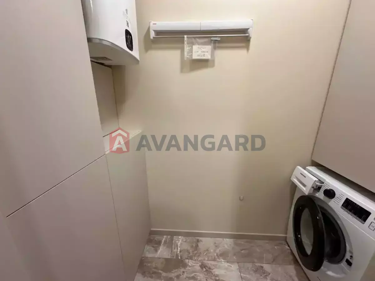 2 ��. ��������, 58/30/25 ��. �., 5/18 ������ ���� 16