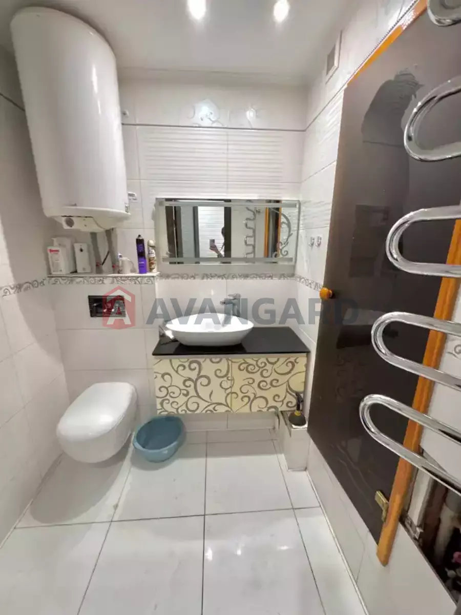 2 ����. ��������, 67/-/9 ��. �., 6/9 ���� ���� 18