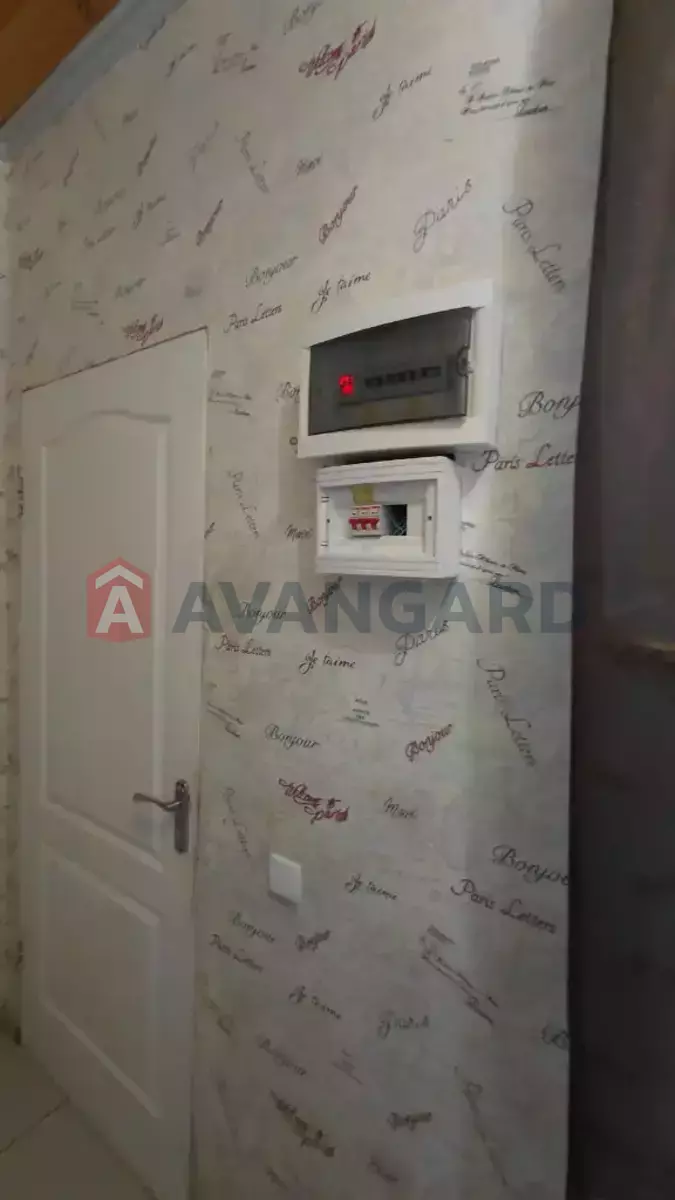 2 ����. ��������, 56/-/8 ��. �., 1/1 ���� ���� 19