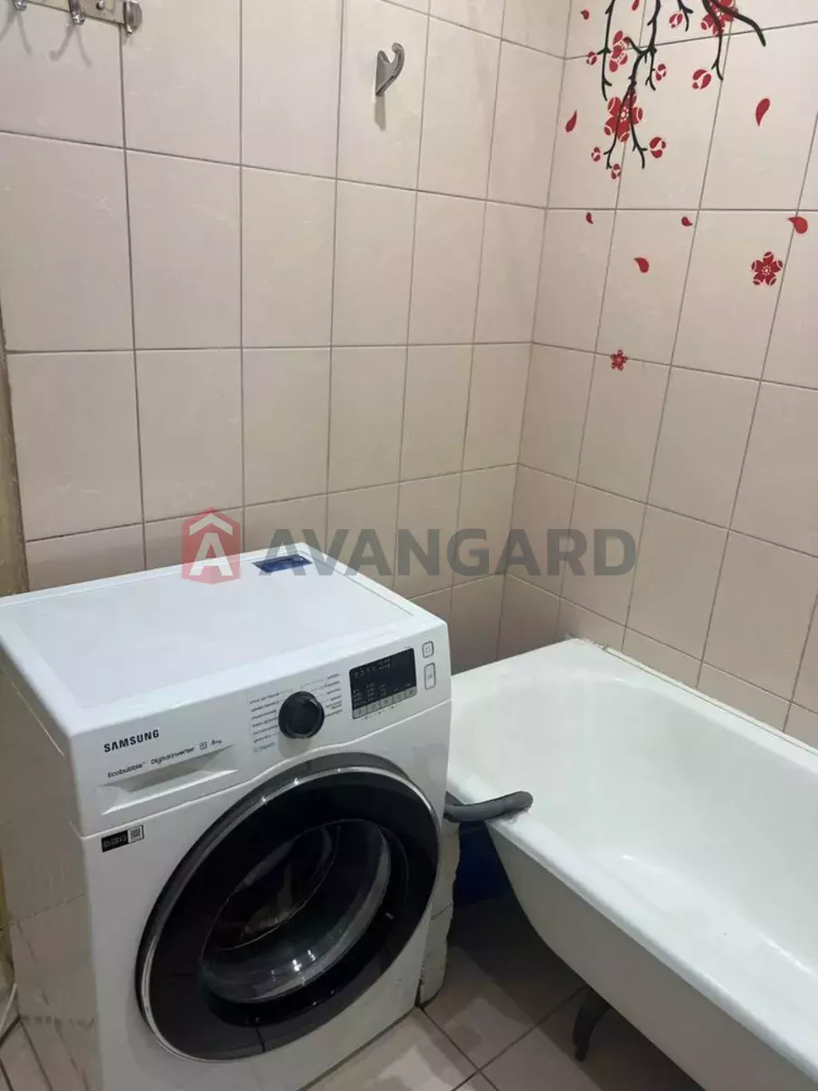 1 ��. ��������, 36/-/4 ��. �., 1/5 ������ ���� 6