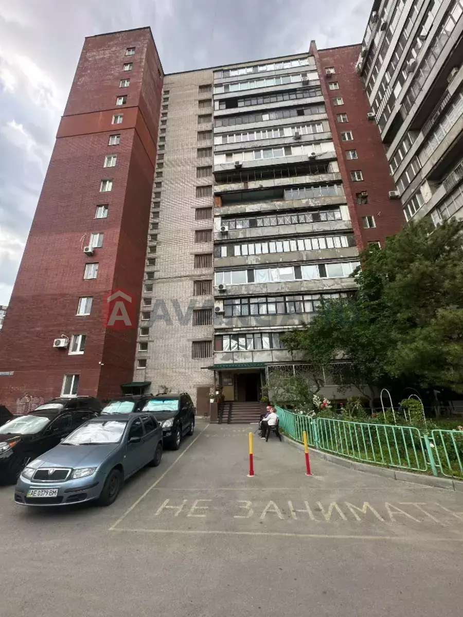 2 кім. квартира, 65/30/9 кв. м., 12/14 поверх фото 1 2 кім. квартира, 65/30/9 кв. м., 12/14 поверх фото 1