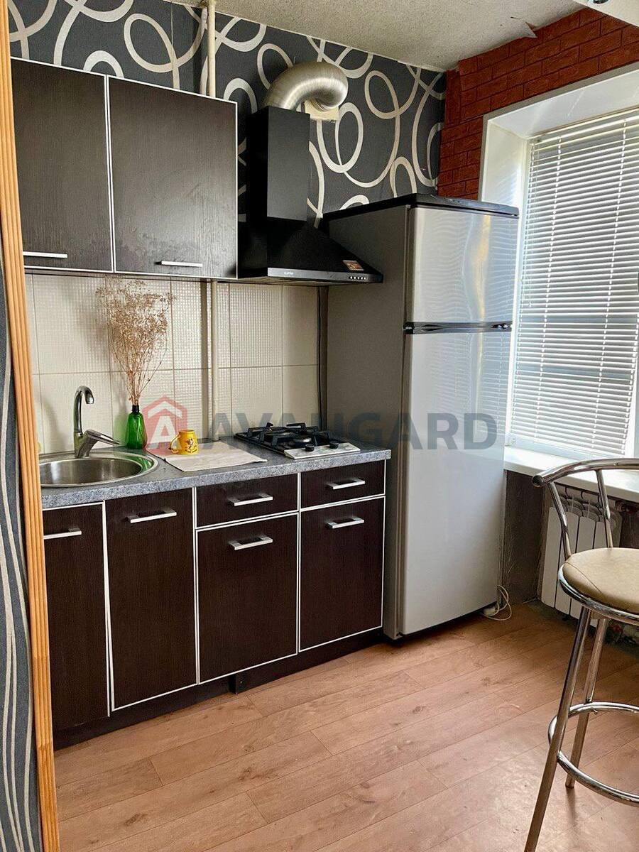 1 . , 22/-/- . ., 4/9   5