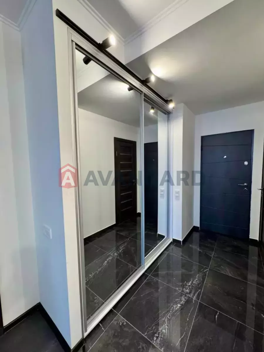 2 ����. ��������, 45/-/- ��. �., 7/10 ���� ���� 8