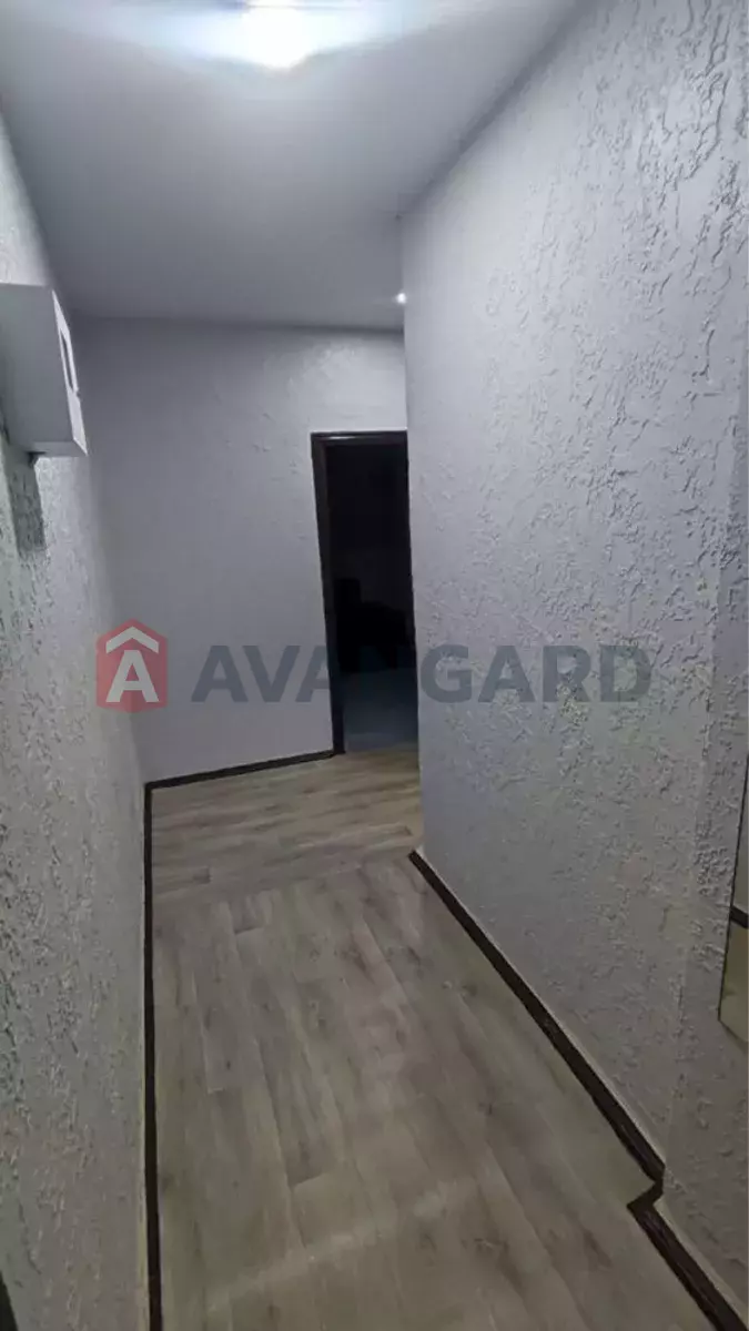 1 ��. ��������, 34/-/9 ��. �., 5/5 ������ ���� 4