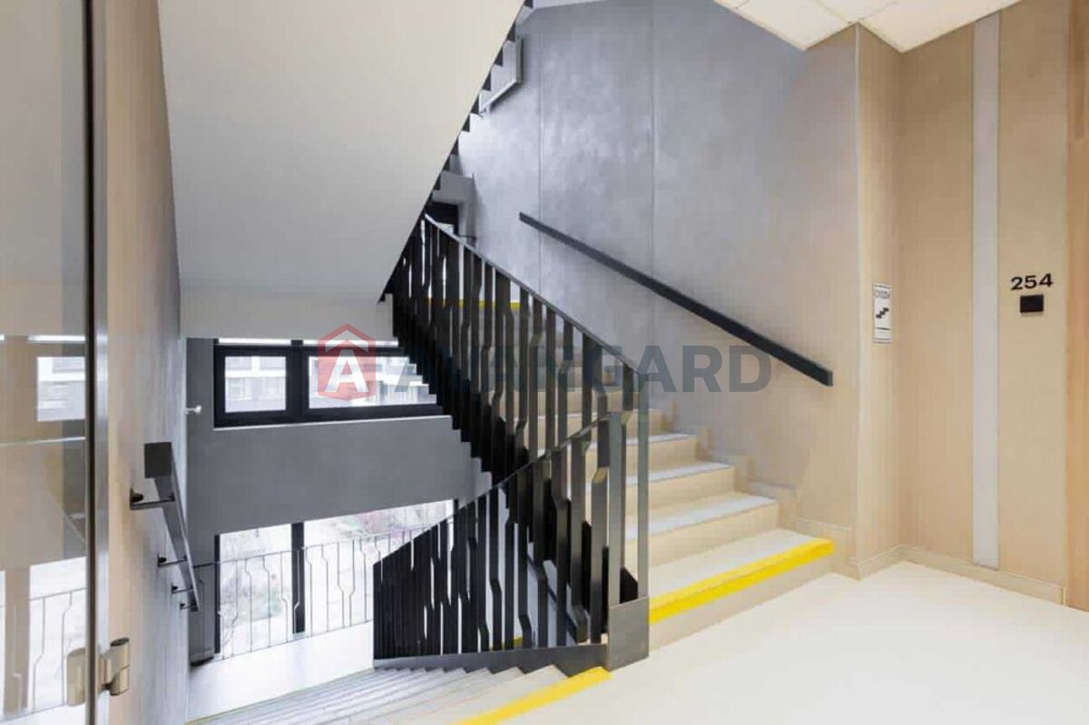 1 ��. ��������, 50/-/22 ��. �., 4/7 ������ ���� 22