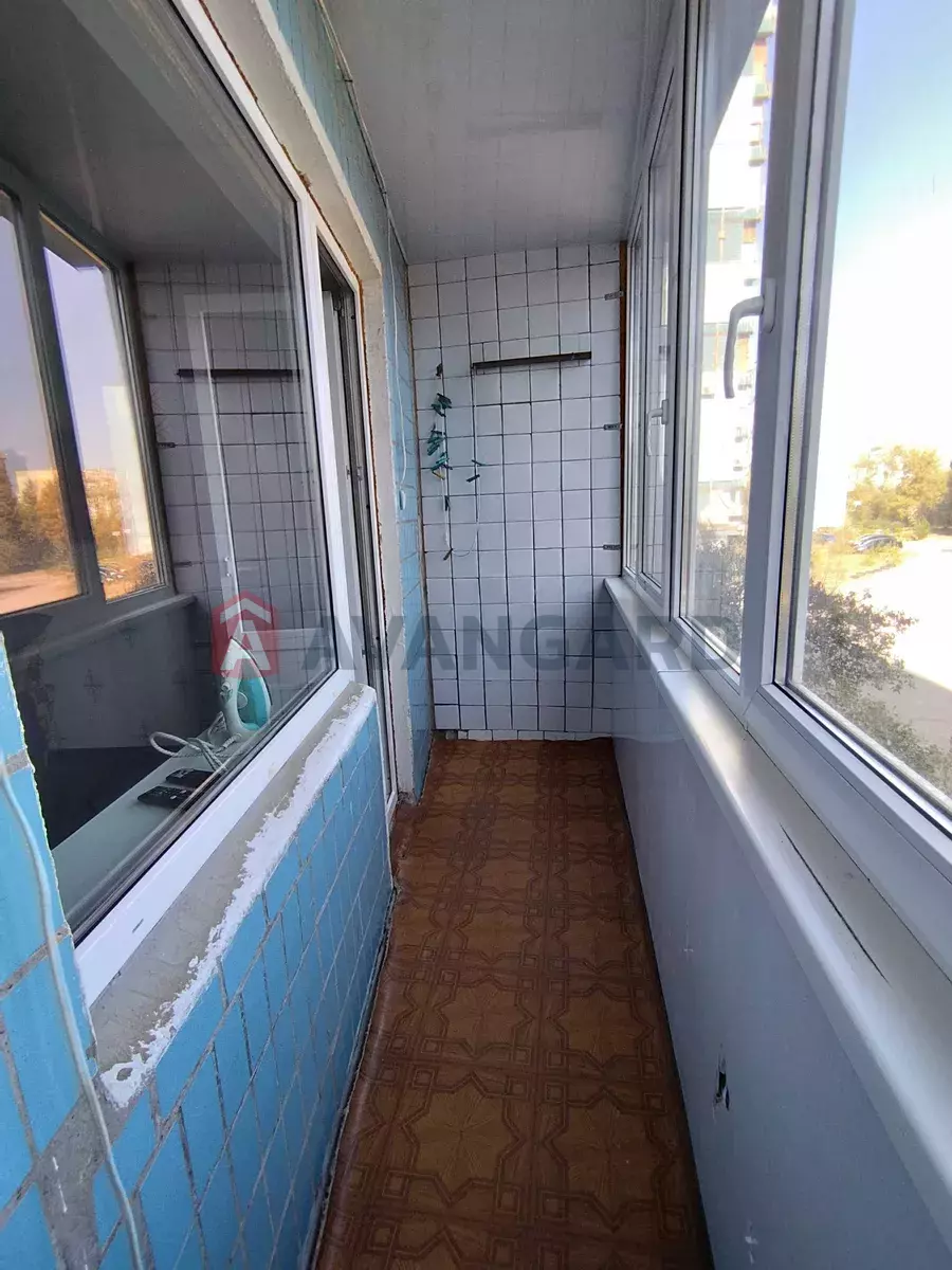 2 ��. ��������, 53/-/8 ��. �., 2/9 ������ ���� 4