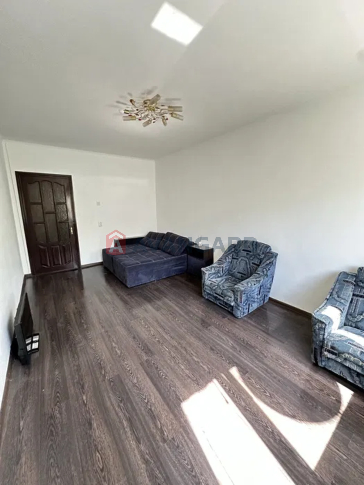 2 ��. ��������, 52/44/8 ��. �., 2/9 ������ ���� 5